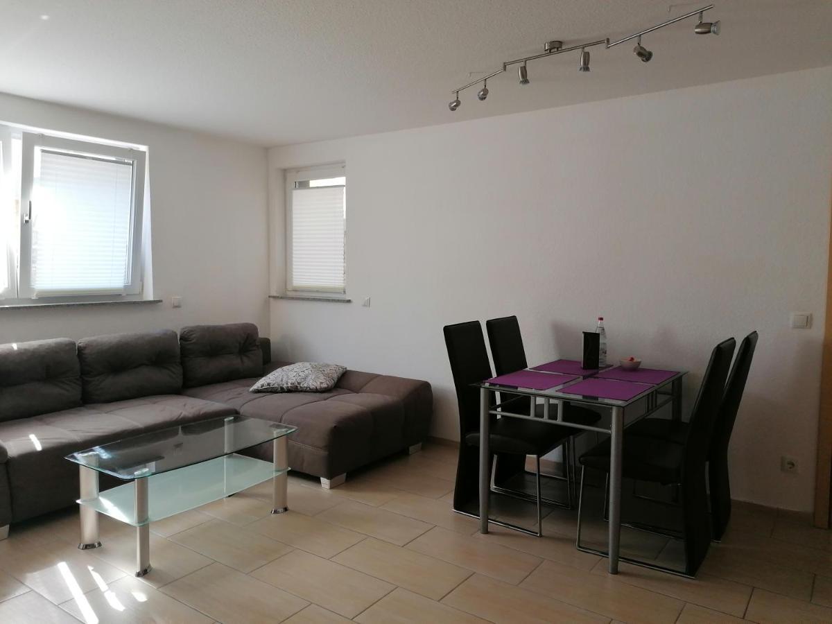 Ferienwohnung Weingut Brutscher Roschbach Ngoại thất bức ảnh